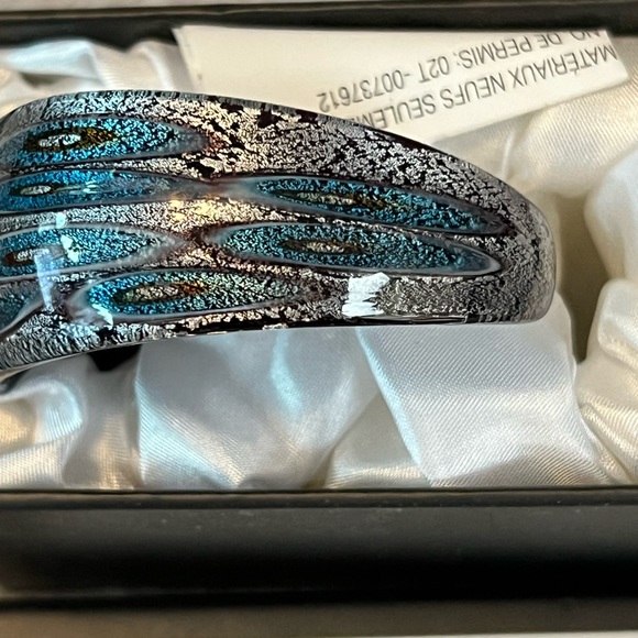 Pier 1 Imports Art Glass Bracelet - Picture 3 of 5